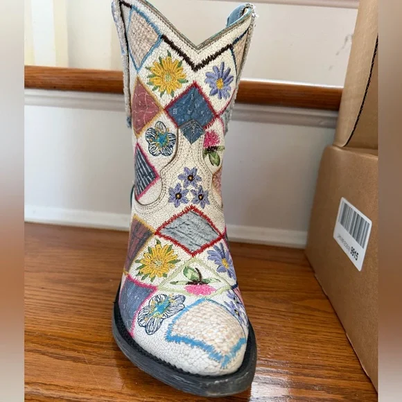Old Gringo Embroidered Patchwork Western Boots - Picture 6 of 7